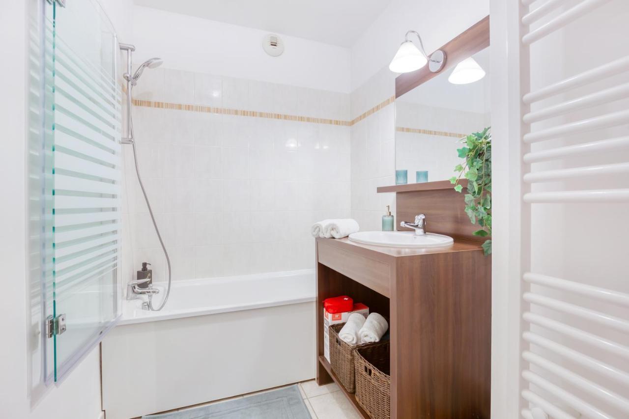 Grand Studio Disney, Queen Size, Coffee, Wifi Montévrain Buitenkant foto